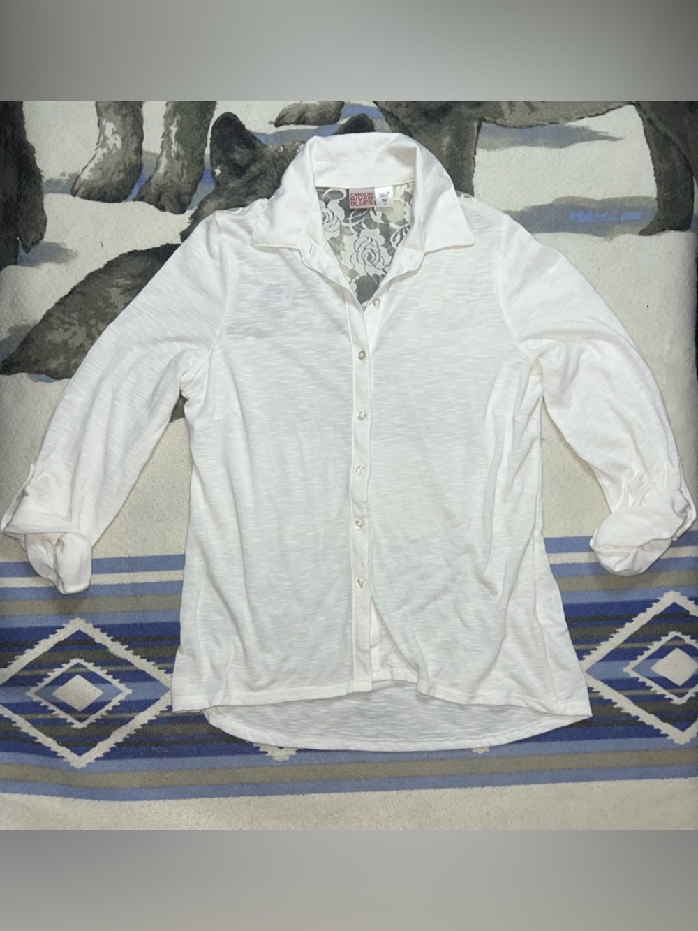 Canyon River Blues White Button-Up Lace-Back Blouse